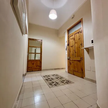 Apartment Angela House *